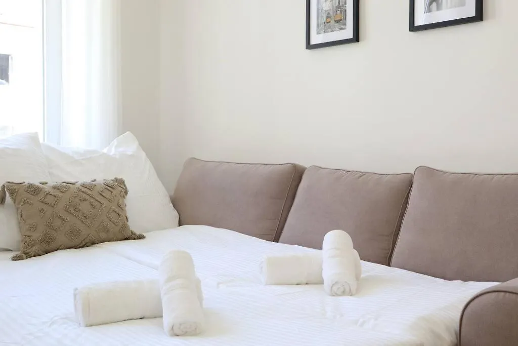 Bloom - Cozy Apartment, 5 Stops To City Center Wien