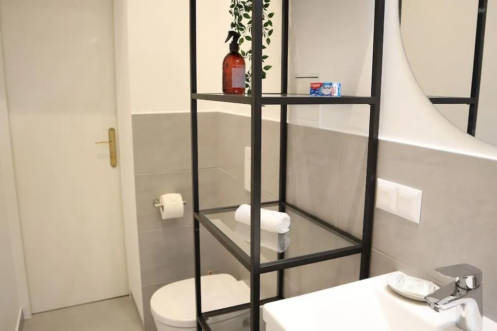Bloom - Cozy Apartment, 5 Stops To City Center Vienna